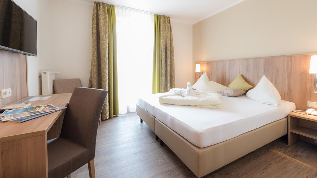Hotel Marko Sankt Kanzian am Klopeiner See Екстер'єр фото